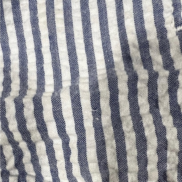 EUC GAPKids Blue and White Stripe Seersucker Drawstring Shorts - Picture 2 of 3